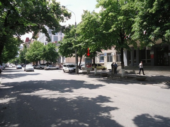 Фото рекламної площини за адресою вул.Воскресенська,14, біля Приватбанку, Міськвиконкому, №1/ул. Ленина, 14, возле Приватбанка, Горисполкома, №1