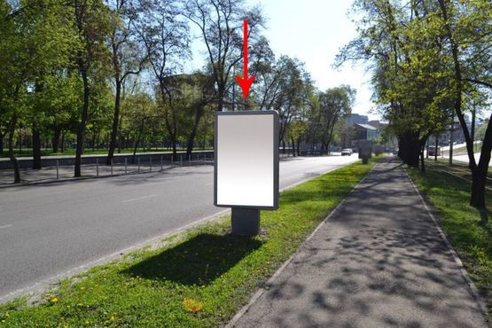 Фото рекламної площини за адресою пр. Пушкіна, на розподільчій алеї, від вул. А.Фабра до просп. О.Поля -4-/пр. Пушкина, на разделительной аллее, от ул. Серова до пр. Кирова -4-