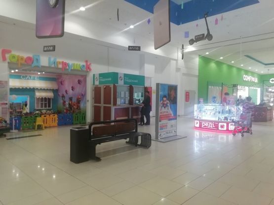 Фото рекламной плоскости по адресу ТРЦ Ривьера 4А