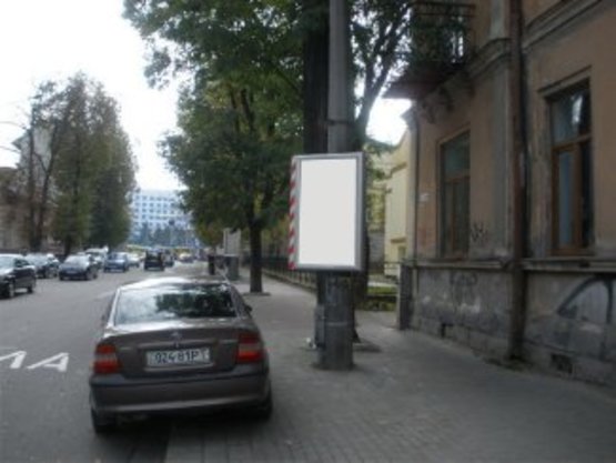 Фото рекламной плоскости по адресу вул. Лепкого 19 №11 ст А