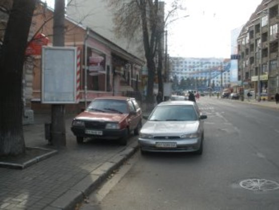 Фото рекламної площини за адресою вул. Лепкого 12 №16 ст Б