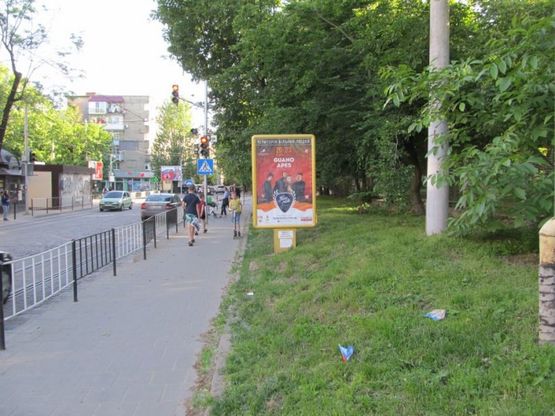 Фото рекламной плоскости по адресу вул. Генерала Чупринки,72 Фото рекламной плоскости по адресу вул. Генерала Чупринки,72