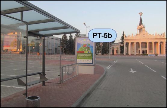 Фото рекламної площини за адресою Аэропорт Харьков (парковка перед въездом в терминал) Фото рекламної площини за адресою Аэропорт Харьков (парковка перед въездом в терминал)