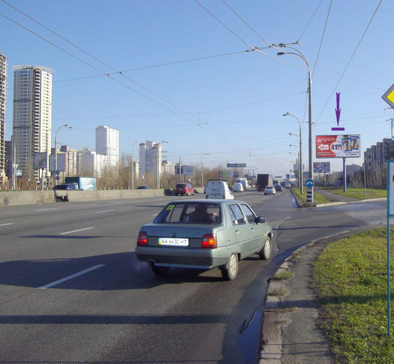 Фото рекламной плоскости по адресу пр.Ватутина возле поворота к "Фуршету"
