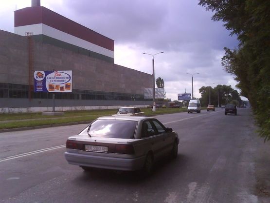 Фото рекламної площини за адресою Хмельницьке шосе посеред цеху Модуль Фото рекламної площини за адресою Хмельницьке шосе посеред цеху Модуль