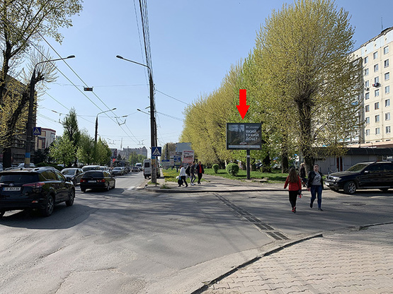 Фото рекламной плоскости по адресу Сіті-борд вул.Головна 204 (сюжет №2) Фото рекламной плоскости по адресу Сіті-борд вул.Головна 204 (сюжет №2)