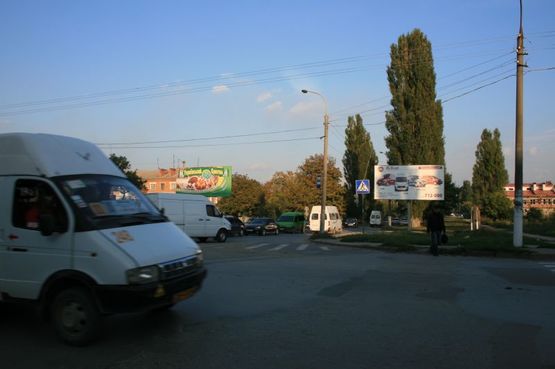 Фото рекламной плоскости по адресу перехрестя вул.Чехова та Нігинське шосе Фото рекламной плоскости по адресу перехрестя вул.Чехова та Нігинське шосе