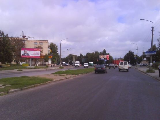 Фото рекламной плоскости по адресу перехрестя пр. Грушевського та вул.Драй-Хмари Фото рекламной плоскости по адресу перехрестя пр. Грушевського та вул.Драй-Хмари