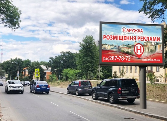 Фото рекламної площини за адресою Ул. Янгеля, напротив дома №4. НТУУ "КПИ", студенческий городок, учебные корпуса