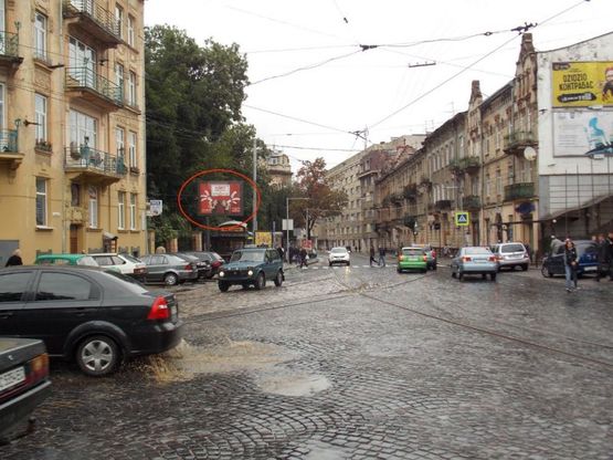 Фото рекламної площини за адресою Франка  (в центр) Фото рекламної площини за адресою Франка  (в центр)