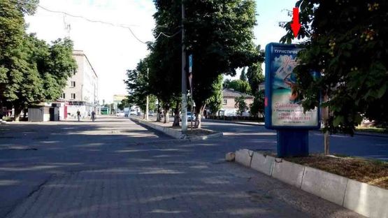 Фото рекламної площини за адресою ул. Полтавская, 127 (р-н гостинницы "Колос", "Приватбанк") (А)