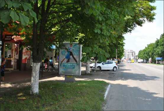 Фото рекламной плоскости по адресу ул. Гетьманская, 31