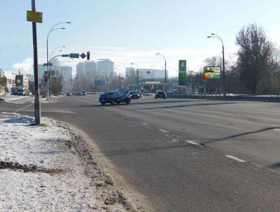 Фото рекламной плоскости по адресу Днепровская набережная / ул. Здолбуновская