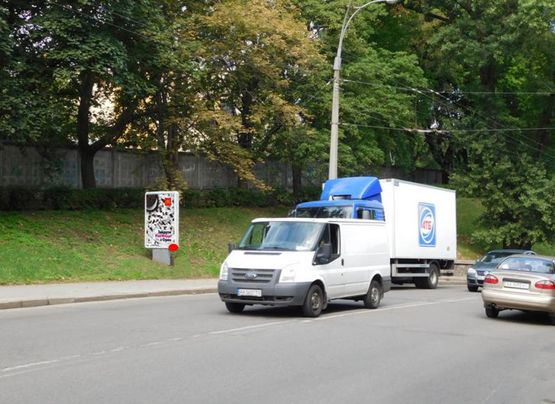 Фото рекламной плоскости по адресу Подольский спуск