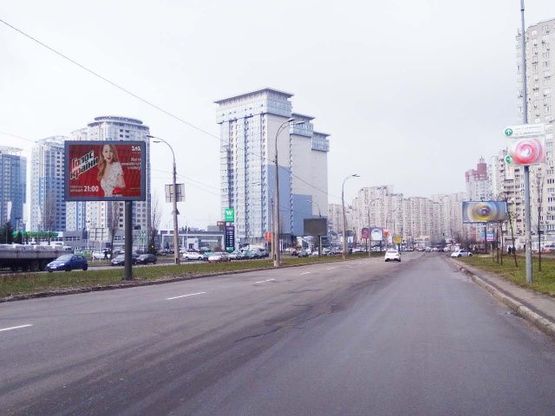 Фото рекламной плоскости по адресу Днепровская набережная ул., 33 (ТРЦ "Аркадия", в сторону Княжий затон ул.)