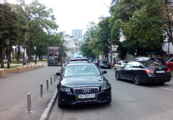 Фото рекламной плоскости по адресу Трехсвятительская ,ул. 4