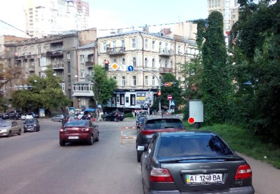 Фото рекламной плоскости по адресу Льва Толстого ул., 35-39 (напротив)