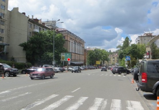 Фото рекламної площини за адресою Мечникова ул., 18_20