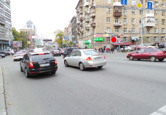 Фото рекламної площини за адресою Федорова Ивана ул., 6 - Большая Васильковская ул.