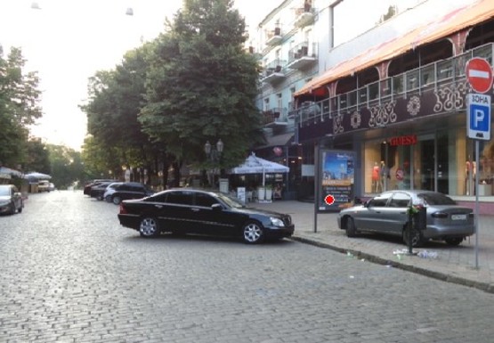 Фото рекламной плоскости по адресу Дерибасовская ул., 15