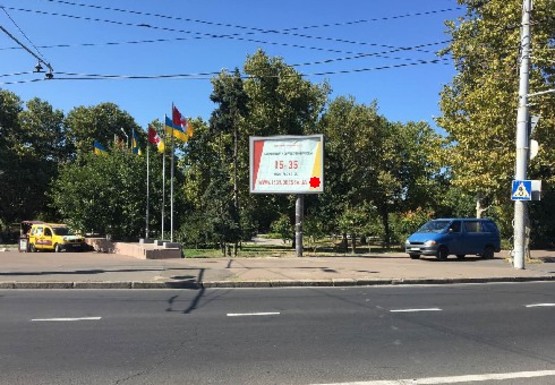 Фото рекламної площини за адресою 10-го Апреля пл., дендропарк "Победа" Фото рекламної площини за адресою 10-го Апреля пл., дендропарк "Победа"