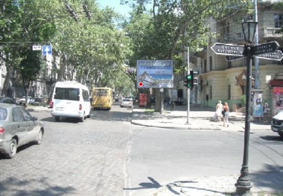 Фото рекламной плоскости по адресу Пушкинская ул. - Жуковского ул. А2