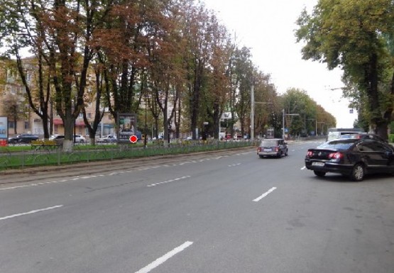 Фото рекламной плоскости по адресу Пирогова ул. [№6] (сквер)