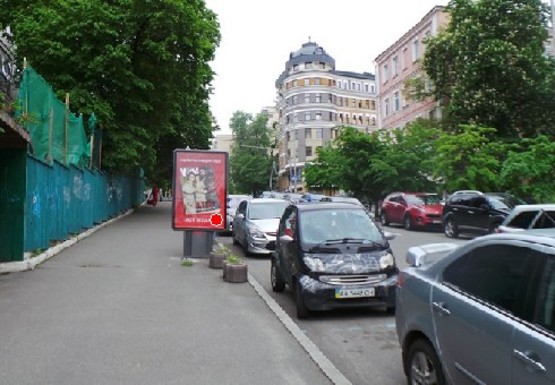 Фото рекламної площини за адресою Владимирская ул., 80-53