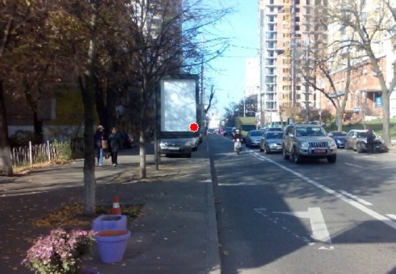 Фото рекламної площини за адресою Жилянская ул., 74