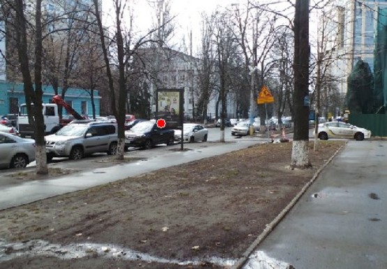 Фото рекламної площини за адресою Омельяновича ул. - Павленка Михайла ул., 18/20