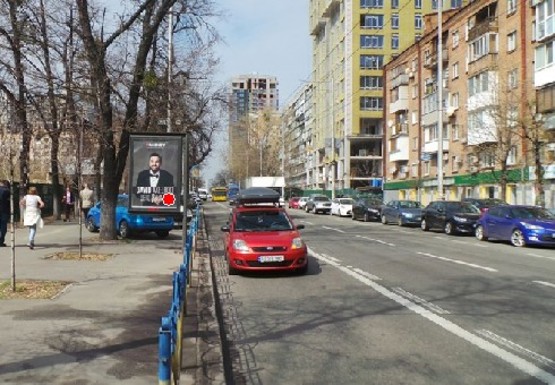 Фото рекламной плоскости по адресу Жилянская ул., 47