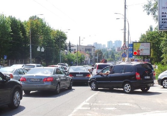 Фото рекламной плоскости по адресу Вячеслава Черновола ул., 28/1