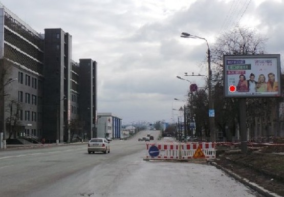 Фото рекламної площини за адресою Новоконстантиновская ул., 15