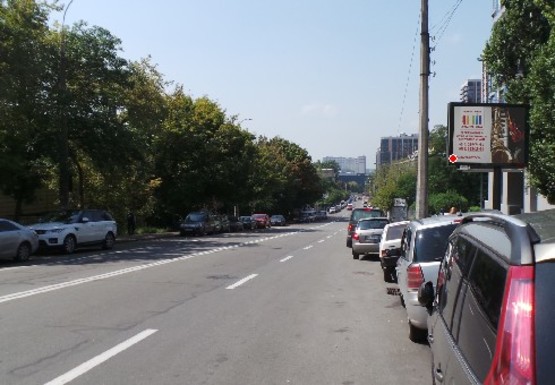 Фото рекламної площини за адресою Джона Маккейна ул., 9/15