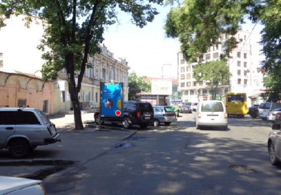 Фото рекламної площини за адресою Жуковского ул., 45