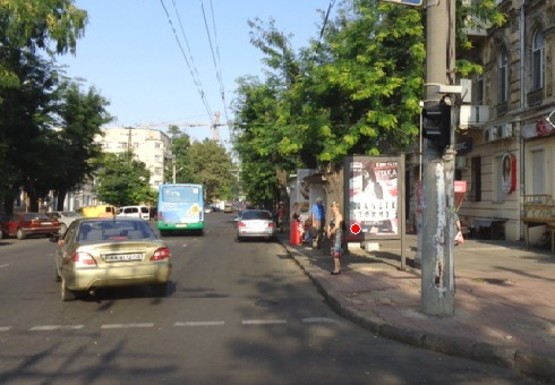 Фото рекламной плоскости по адресу Б. Арнаутская ул.,6  - Канатная ул.