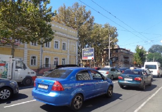 Фото рекламной плоскости по адресу Б.Арнаутская ул., 55 - Ришельевская ул.
