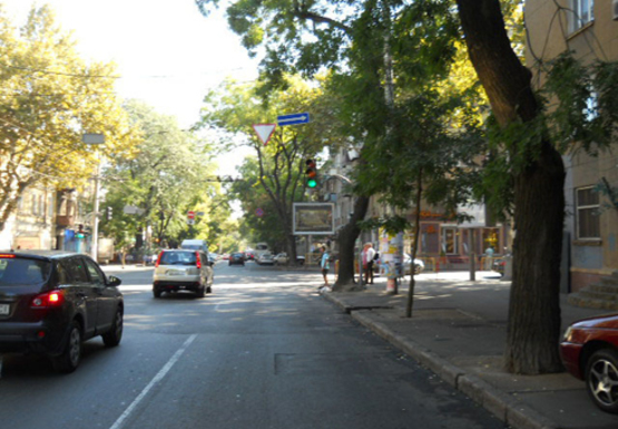 Фото рекламної площини за адресою Успенская ул.-  Ришельевская ул., 35/37