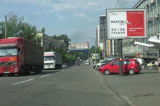 Фото рекламної площини за адресою Джона Маккейна вул., 5 Фото рекламної площини за адресою Джона Маккейна вул., 5