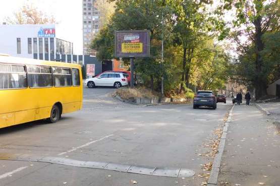 Фото рекламної площини за адресою Багговутівська вул., 17/21