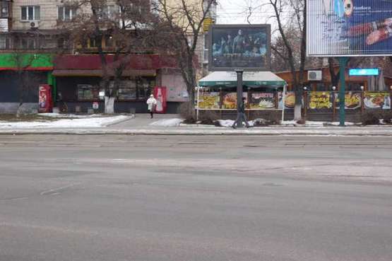 Фото рекламной плоскости по адресу Кирилівська вул., . ( Фрунзе), 122/1