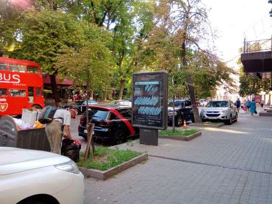 Фото рекламной плоскости по адресу Архітектора Городецького вул., 9