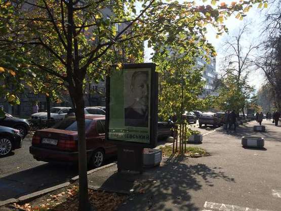 Фото рекламної площини за адресою Володимирська вул., 66