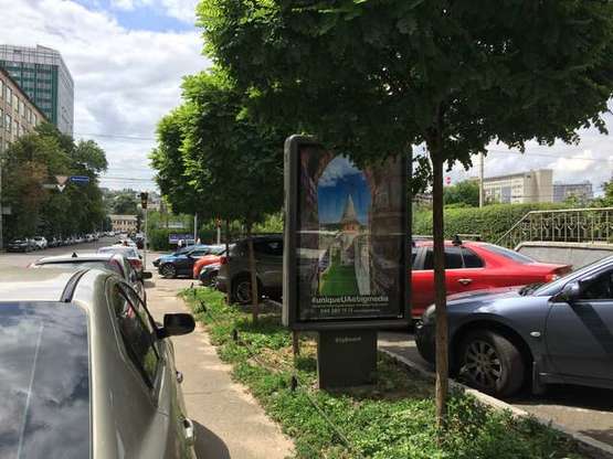 Фото рекламної площини за адресою Ділова вул., 24