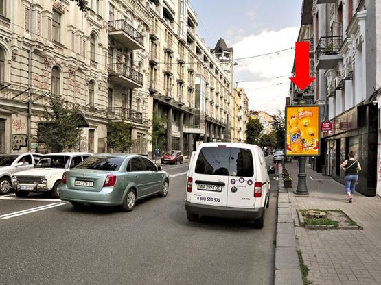 Фото рекламної площини за адресою Б. Житомирская ул., 23 / Гончара ул., светофор, в сторону Владимирская ул. Фото рекламної площини за адресою Б. Житомирская ул., 23 / Гончара ул., светофор, в сторону Владимирская ул.