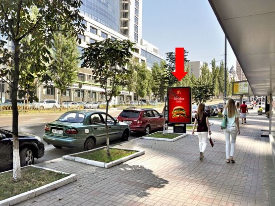 Фото рекламної площини за адресою Украинки бул., 4