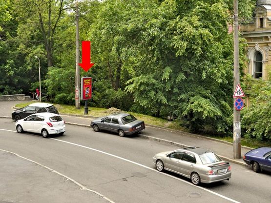 Фото рекламної площини за адресою Круглоуниверситетская ул., 16, в сторону Лютеранской ул.