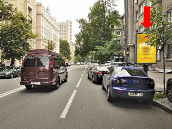 Фото рекламної площини за адресою Институтская ул., 22, в сторону Липская ул.