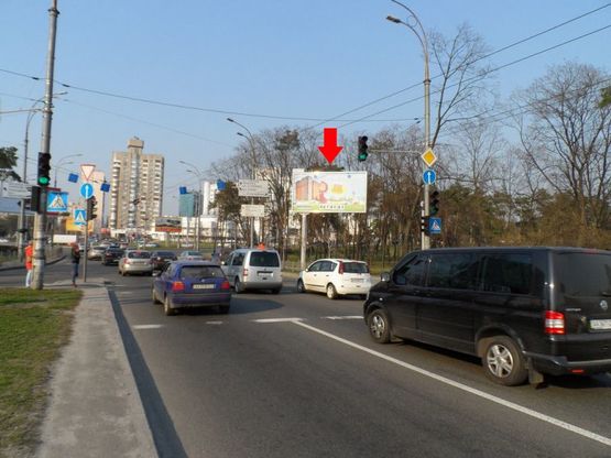 Фото рекламної площини за адресою ул. Строителей/ул. Малышко, 120м до Броварского просп. Фото рекламної площини за адресою ул. Строителей/ул. Малышко, 120м до Броварского просп.