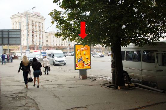 Фото рекламної площини за адресою Яворницкого пр. (бывш. Маркса пр.), 121, ст. м. "Вокзальная"